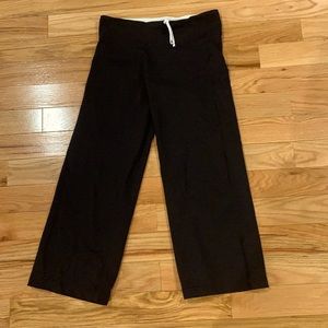 Lululemon crop yoga pants. Sz. 8